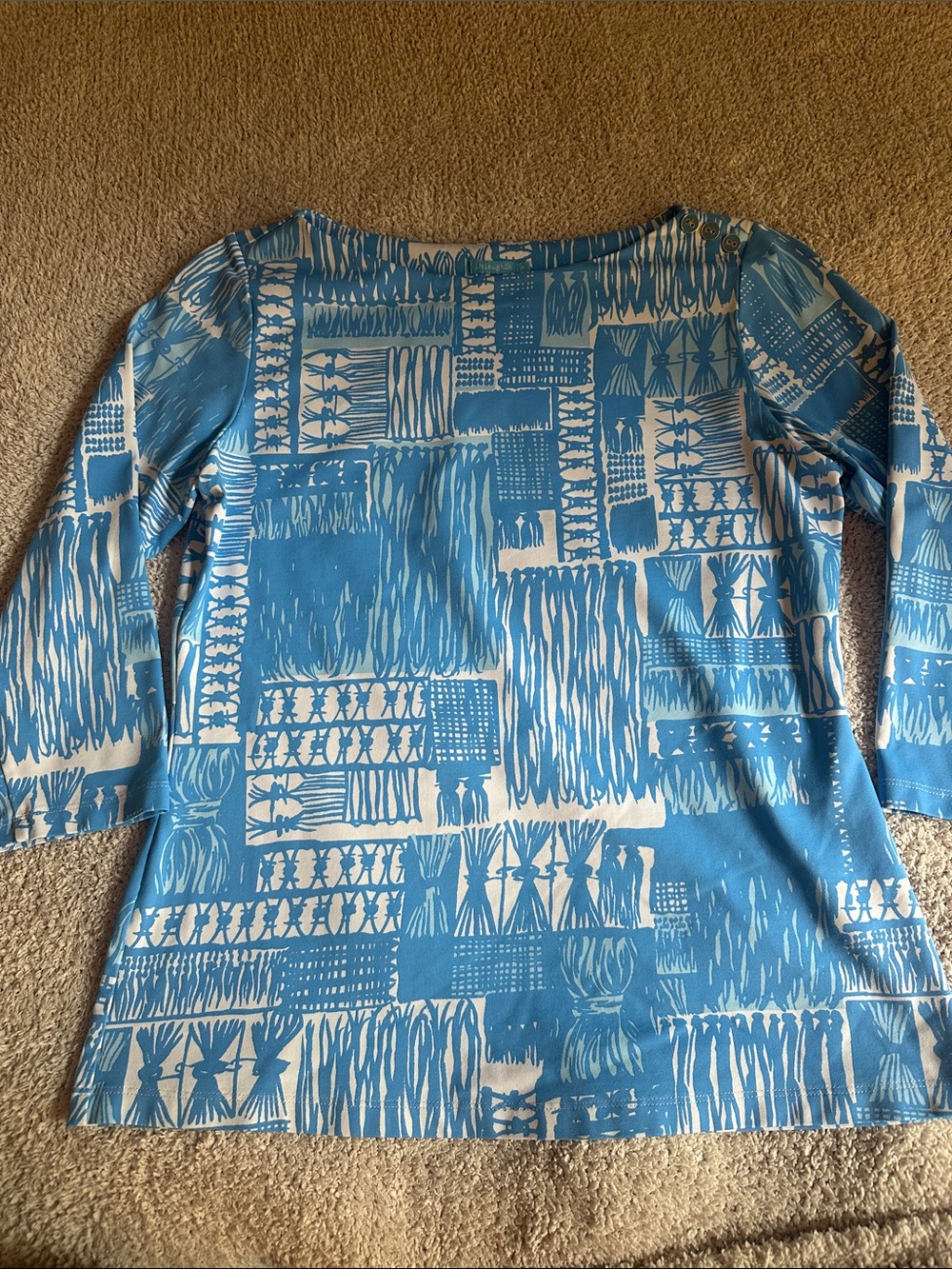 J. McLaughlin Blue and White Patterned top. Size Medium, EUC